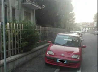 via roma parcheggi