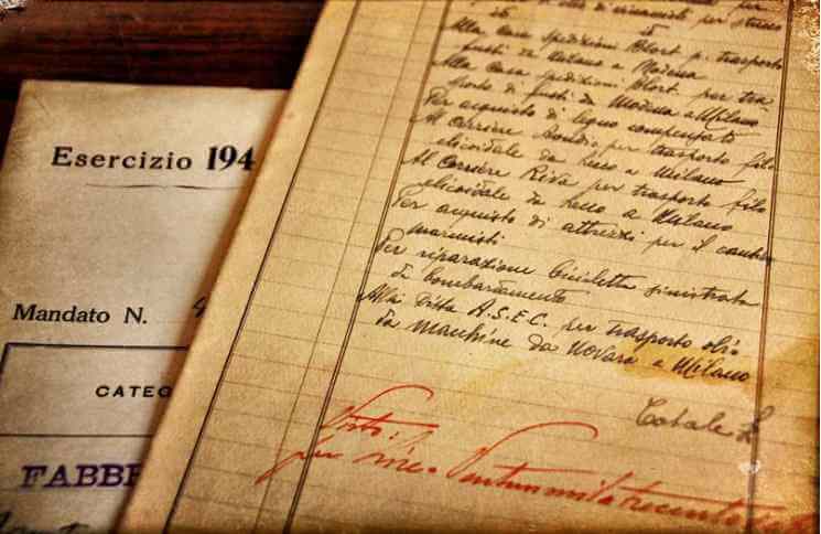 Milano, documenti dell'archivio della fabbricade Duomo di Milano