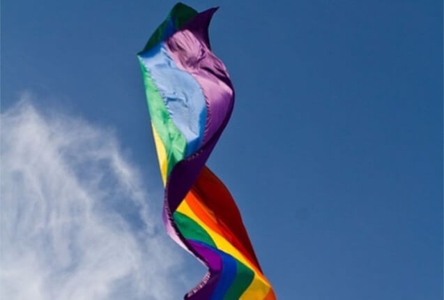 . Estate 2004. Il governo berlusconi scivolava sui gay - 14/06/2017