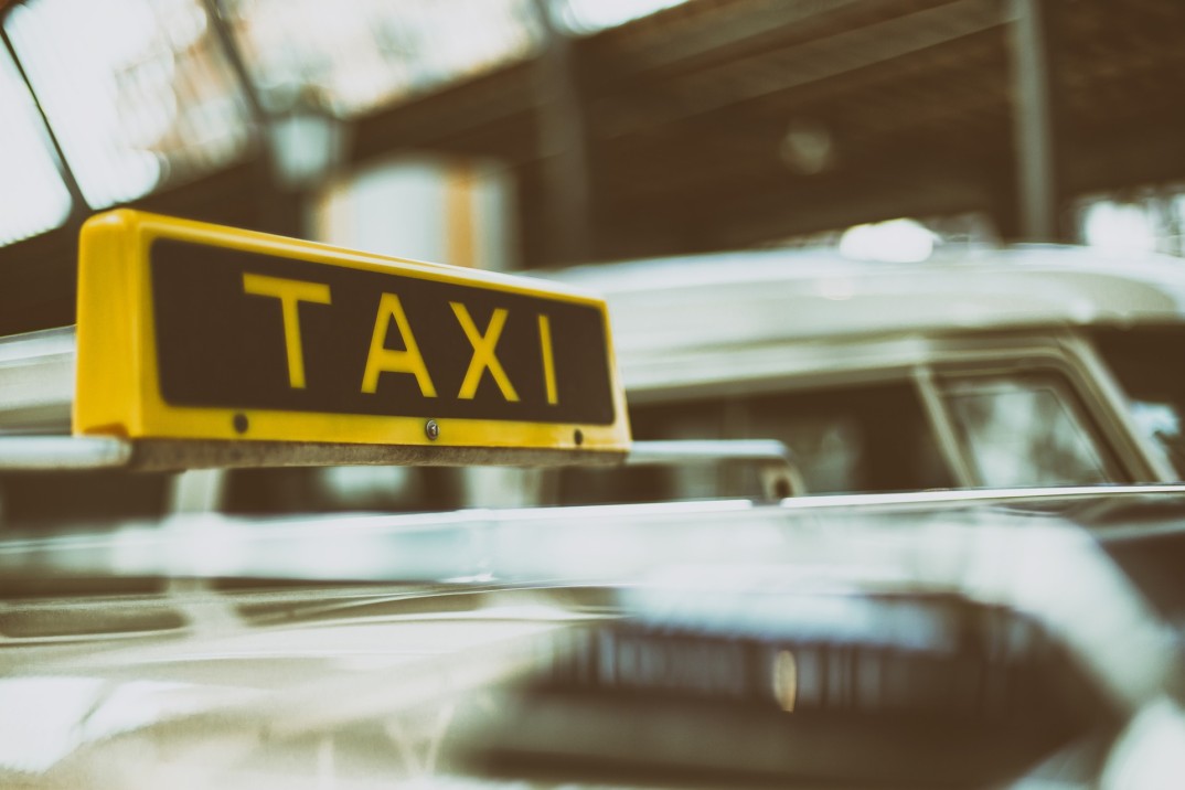 . Laura Molteni: approvato emendamento a sostegno di taxi e mobilità sostenibile - 30/09/2021