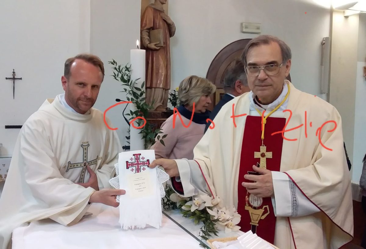 . A Cerello di Corbetta si festeggiano gli anniversari di matrimonio e i 45 anni di sacerdozio di monsignor Desiderio Vajani - 12/05/2019