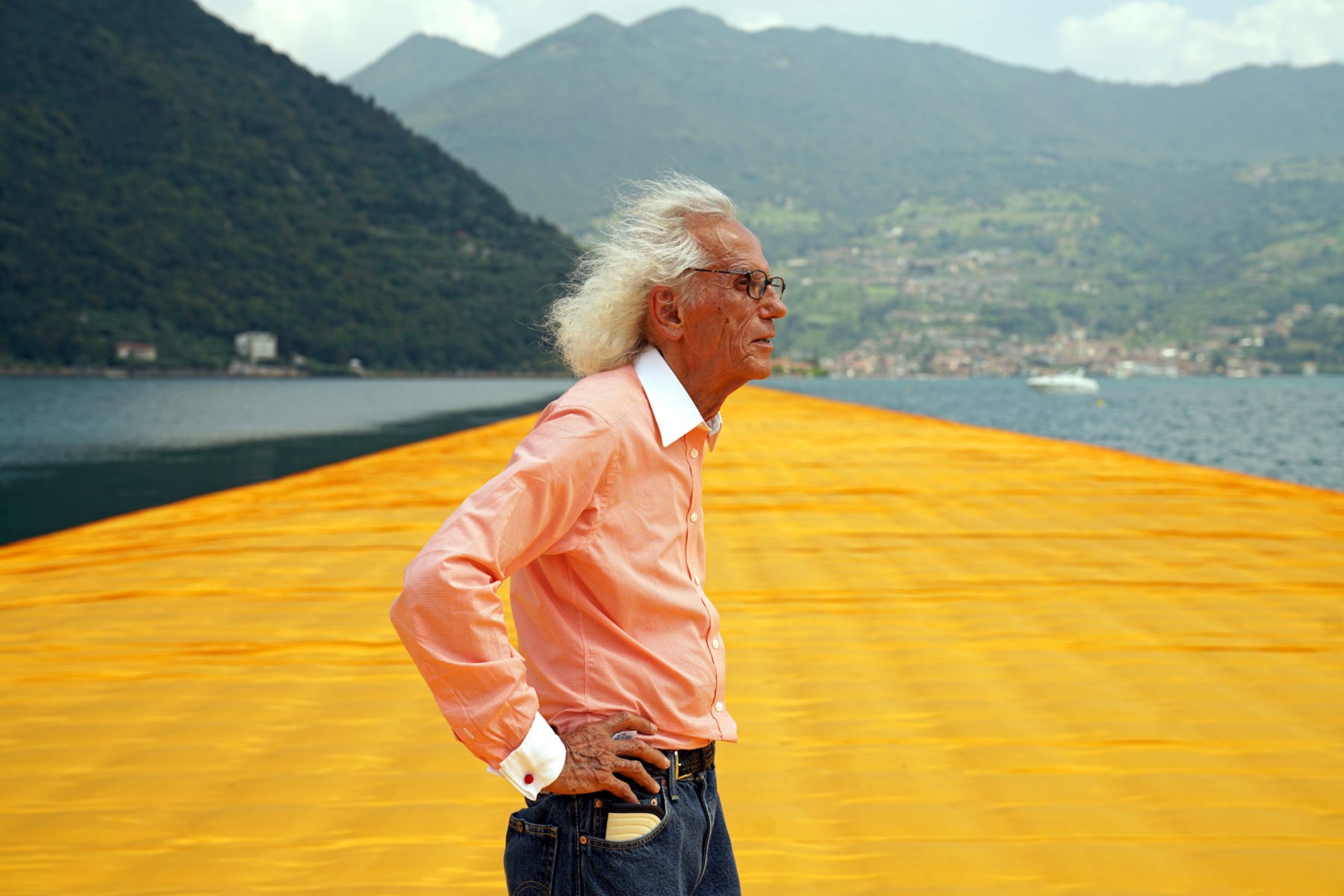Christo,floating piers. Christo, l'artista delle Floating Piers, - 01/06/2020