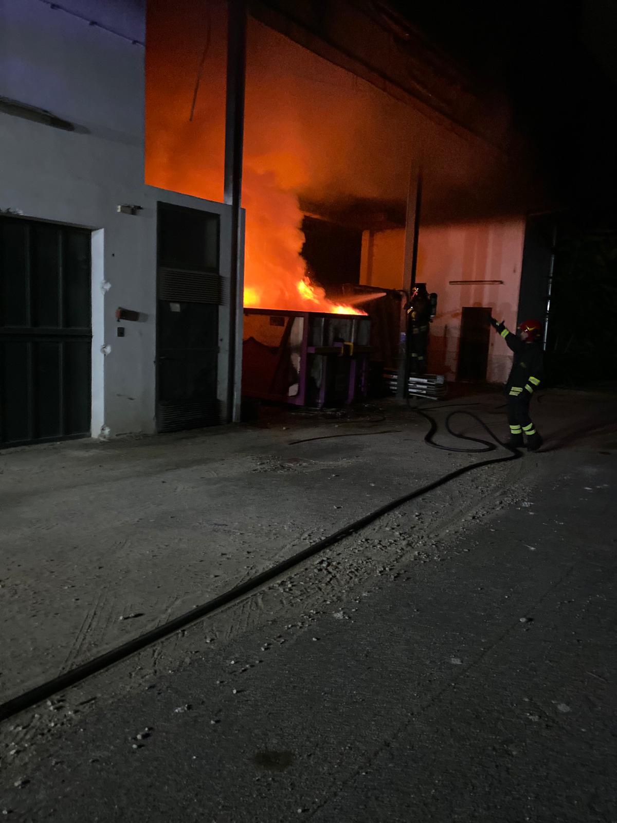 incendio,Legnano. Incendio a Legnano - 29/06/2020