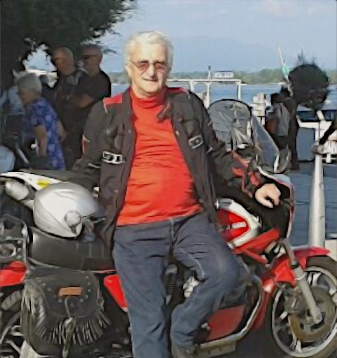 Enrico Vismara con una delle sue passioni, la moto