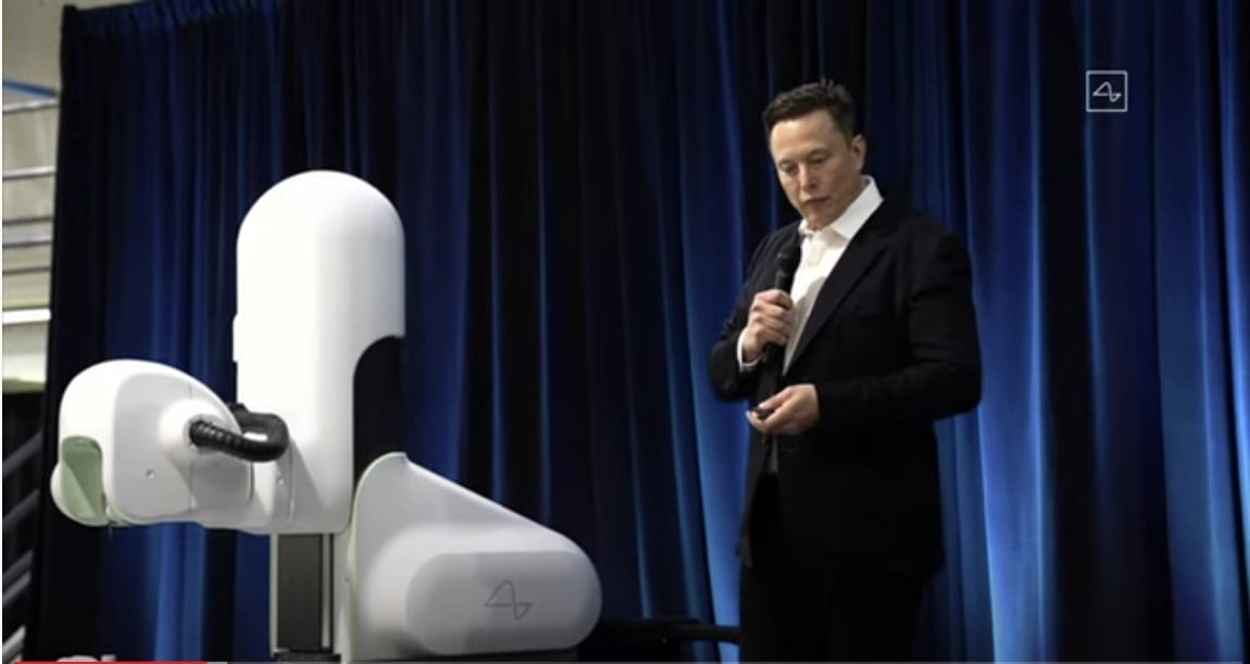 milano. Elon Musk presenta il suo avveniristico chip neuronale, Neuralink - 29/08/2020
