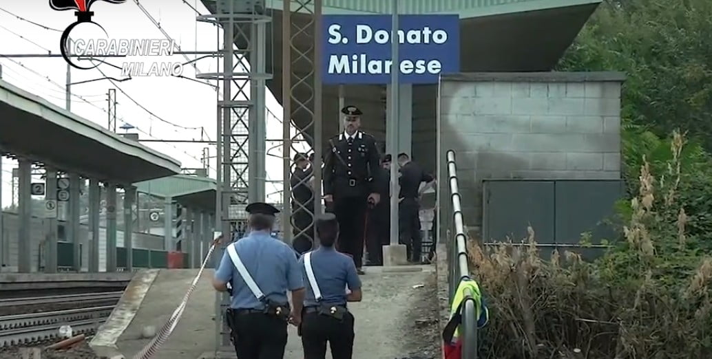 droga in stazione a san donato milanese carabinieri