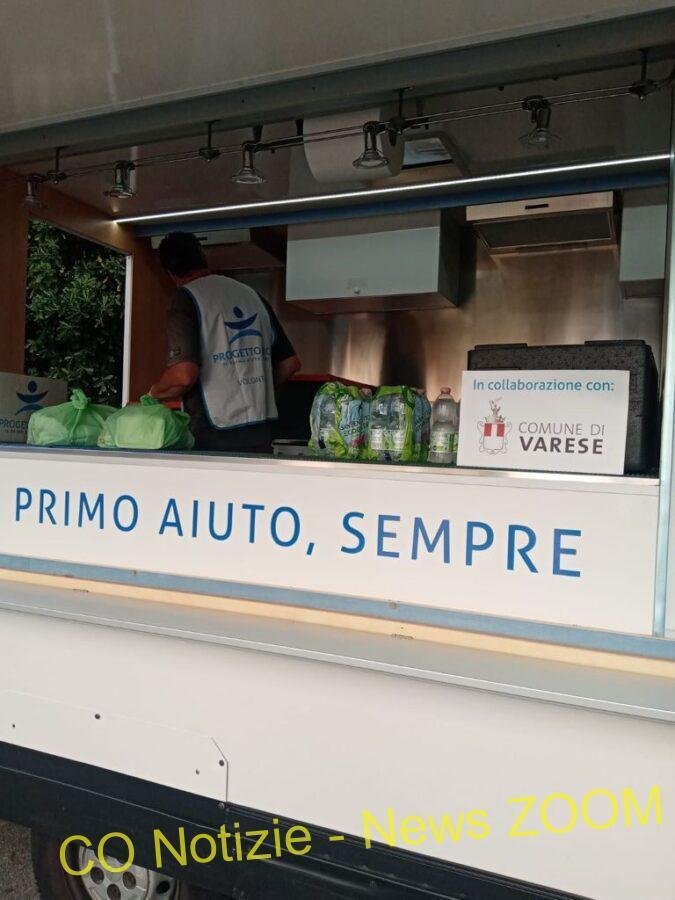 Dopo Milano la Cucina Mobile di Progetto Arca parte anche a Varese. Un aiuto per i senzatetto