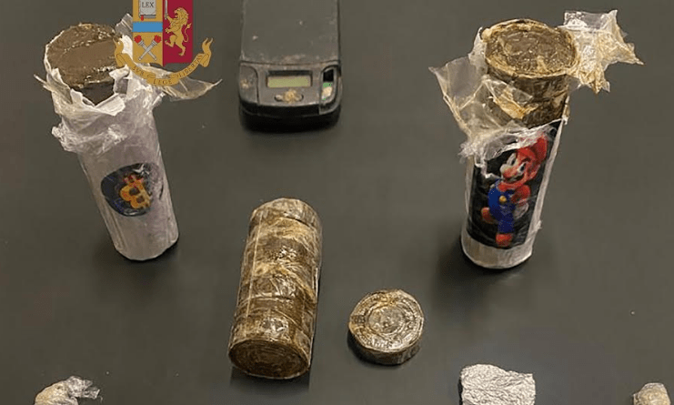 droga,targa. 4 arresti per 5 kg di droga e una targa clonata - 18/04/2022