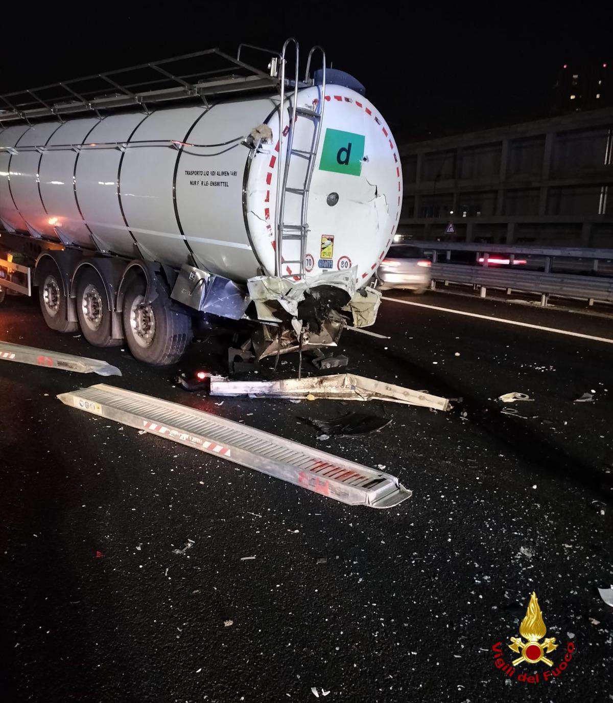 Incidente. Incidente stradale in autostrada. Muore l'autista di un furgone - 01/02/2023