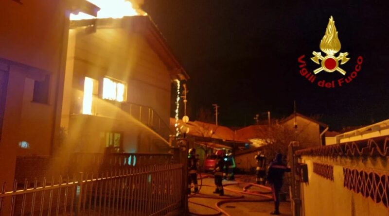 incendio. Incendio a Cesate, la scorsa notte - 23/01/2024