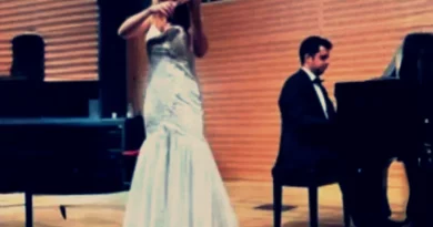 Teatro Bello di MIlano. il pianista Andrea Tamburelli e la violinista Sofia Semenina in un recital di musica da camera