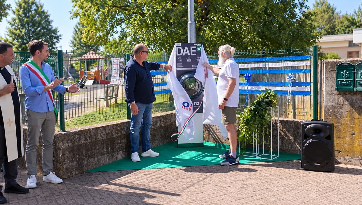 Dae,Ossona. Ossona, inaugurato il nuovo DAE, anche pediatrico, al parco di piazza Aldo Moro - 07/09/2026