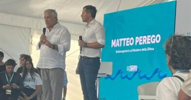 Milano, Forza Italia propone Matteo Perego candidato sindaco: chi è il sottosegretario alla Difesa