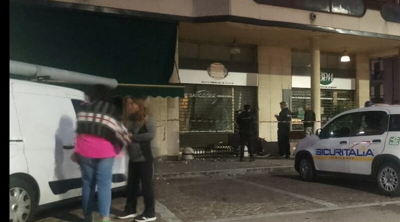 prima pagina. Ossona, doppio assalto ai bancomat: esplosioni alla BPM e alle Poste - 26/09/2026