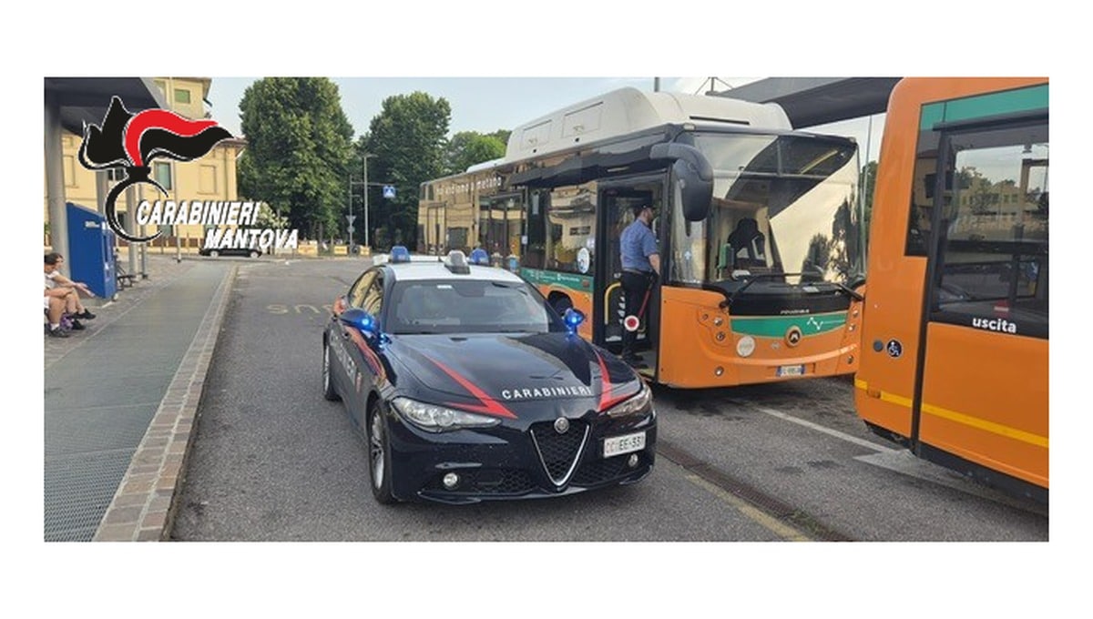 San Giorgio Bigarello,sull'autobus con il braccialetto elettronico. San Giorgio Bigarello, sull’autobus vicino alla ex nonostante il divieto: arrestato 45enne - 16/10/2026
